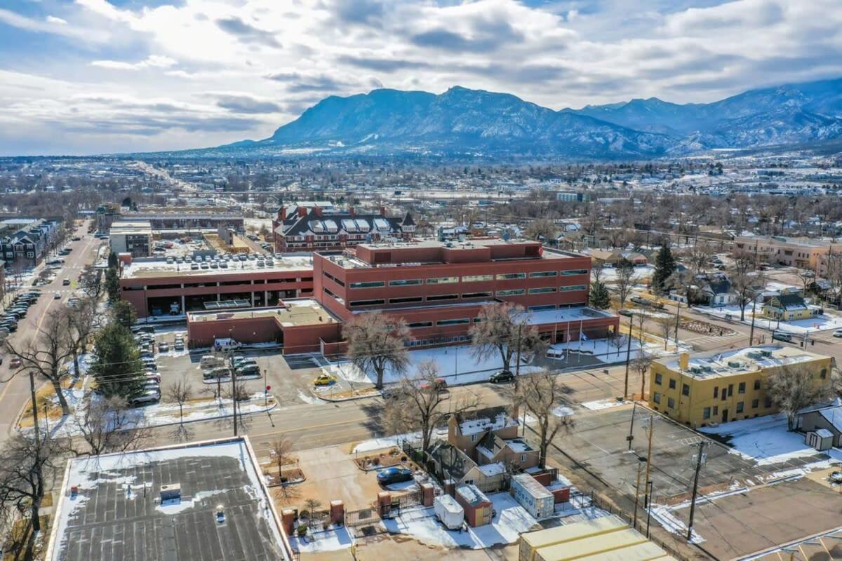 Villa * Colorado Draft House * Smart Tvs * Self Entry * Colorado Springs Esterno foto