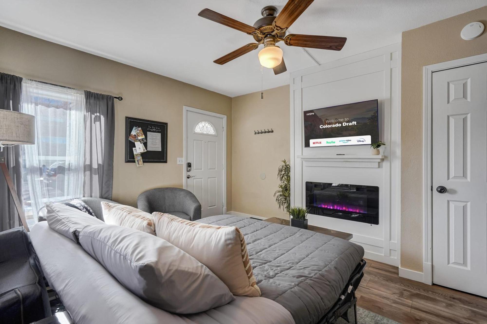 Villa * Colorado Draft House * Smart Tvs * Self Entry * Colorado Springs Esterno foto